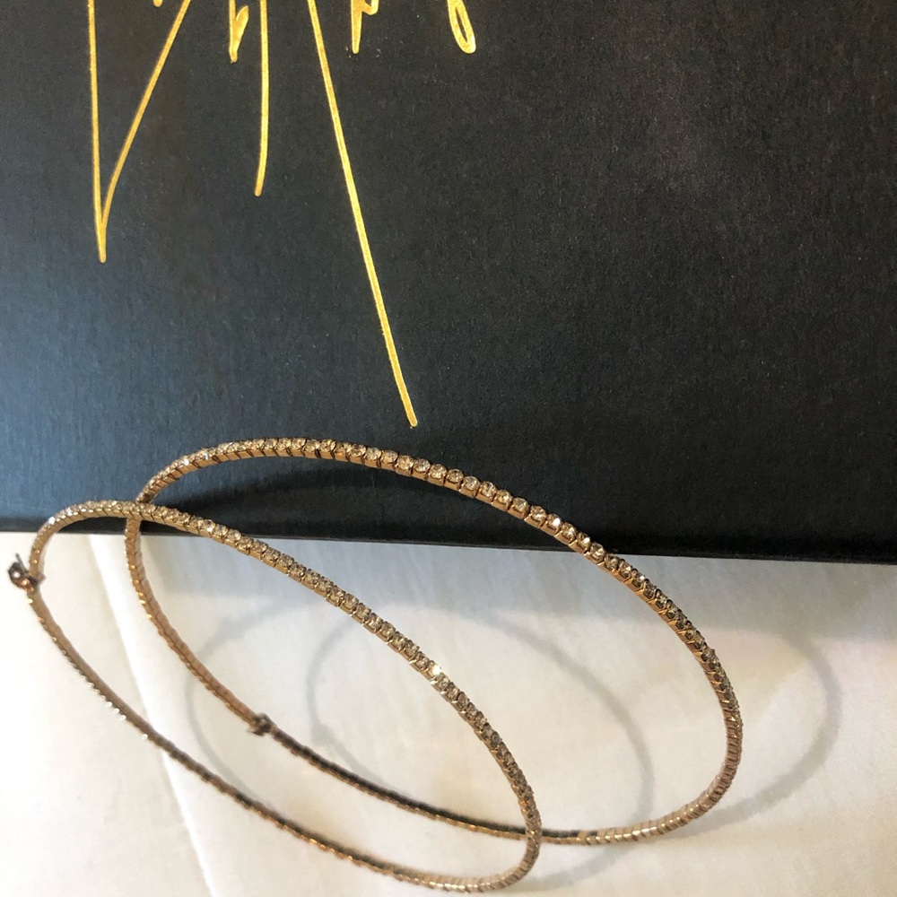 LACE BY TANAYA GOLD HOOPS